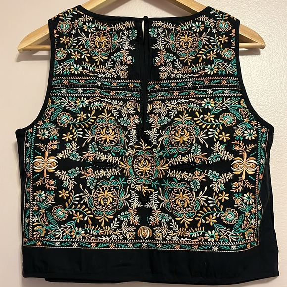 Anthropologie Berbera Boho Embroidered Beaded Crop Top Vanessa Virginia Small - Picture 4 of 10